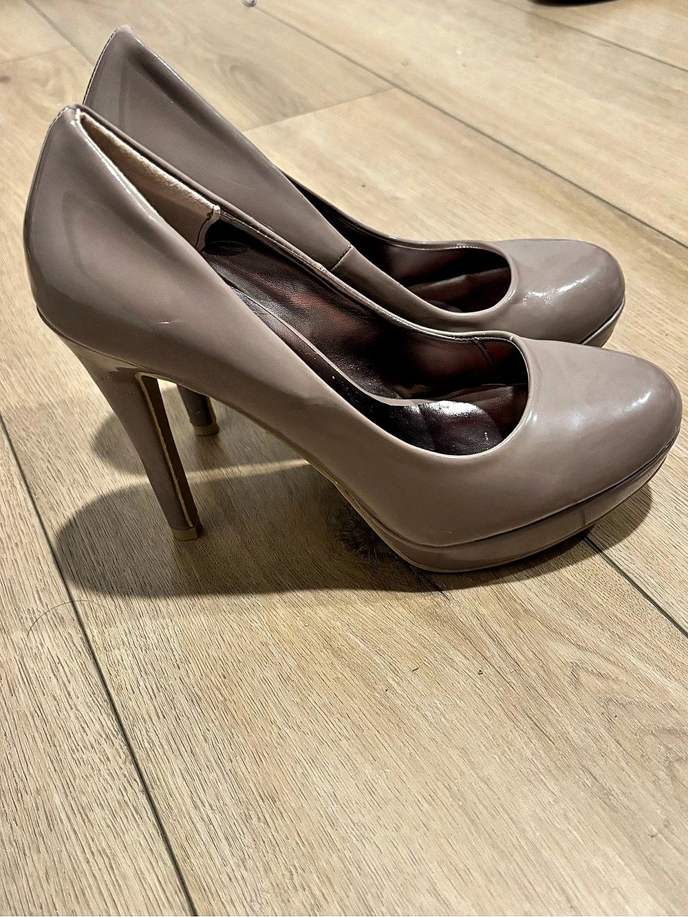 Steve Madden Platform Pumps in Brown